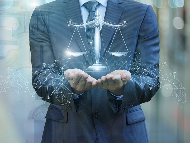 FALSAS DENUNCIAS: PRESUNCIÓN DE INOCENCIA COMO PILAR FUNDAMENTAL DE LA JUSTICIA 