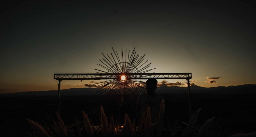 Disfrutá el atardecer tupungatino en el Sunset 