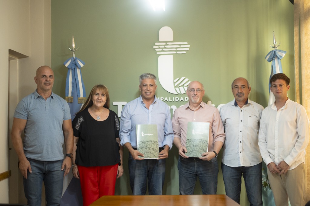 Tupungato celebró el primer Convenio con la Universidad Tecnológica Nacional para la Tecnicatura Universitaria en Programación 