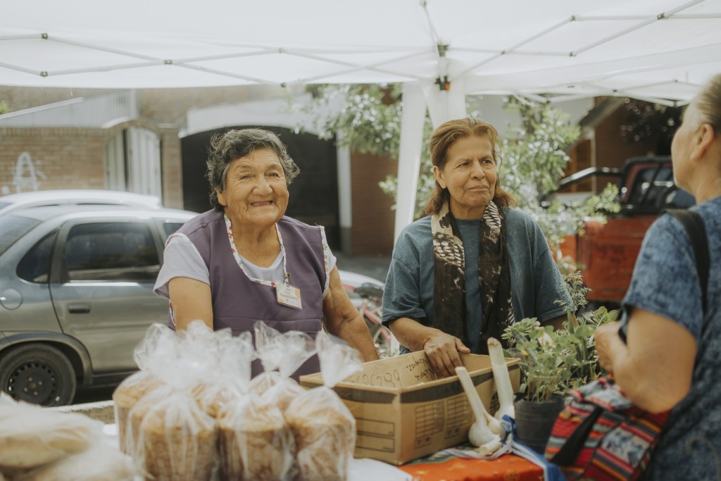 Viernes de Ecoferia: vení a conocer el mercado de productos frescos y artesanales en la Plaza Piaggi