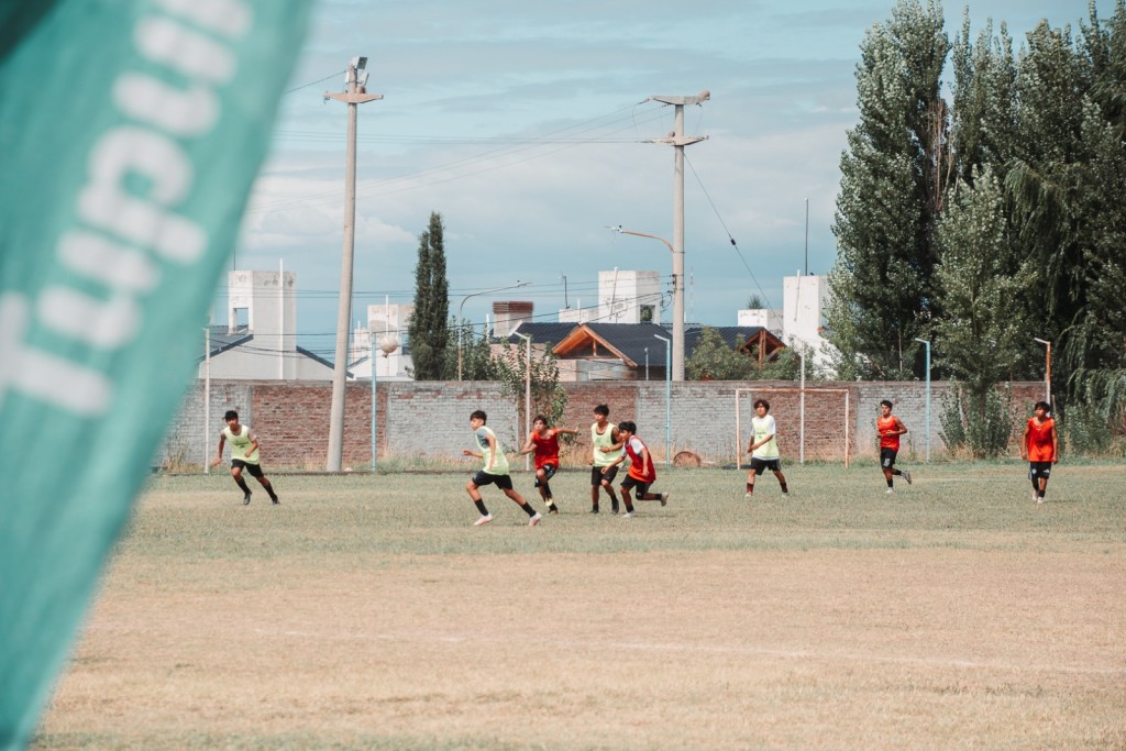 Club Deportivo Godoy Cruz Antonio Tomba: futbolistas de Tupungato participaron de pruebas de jugadores