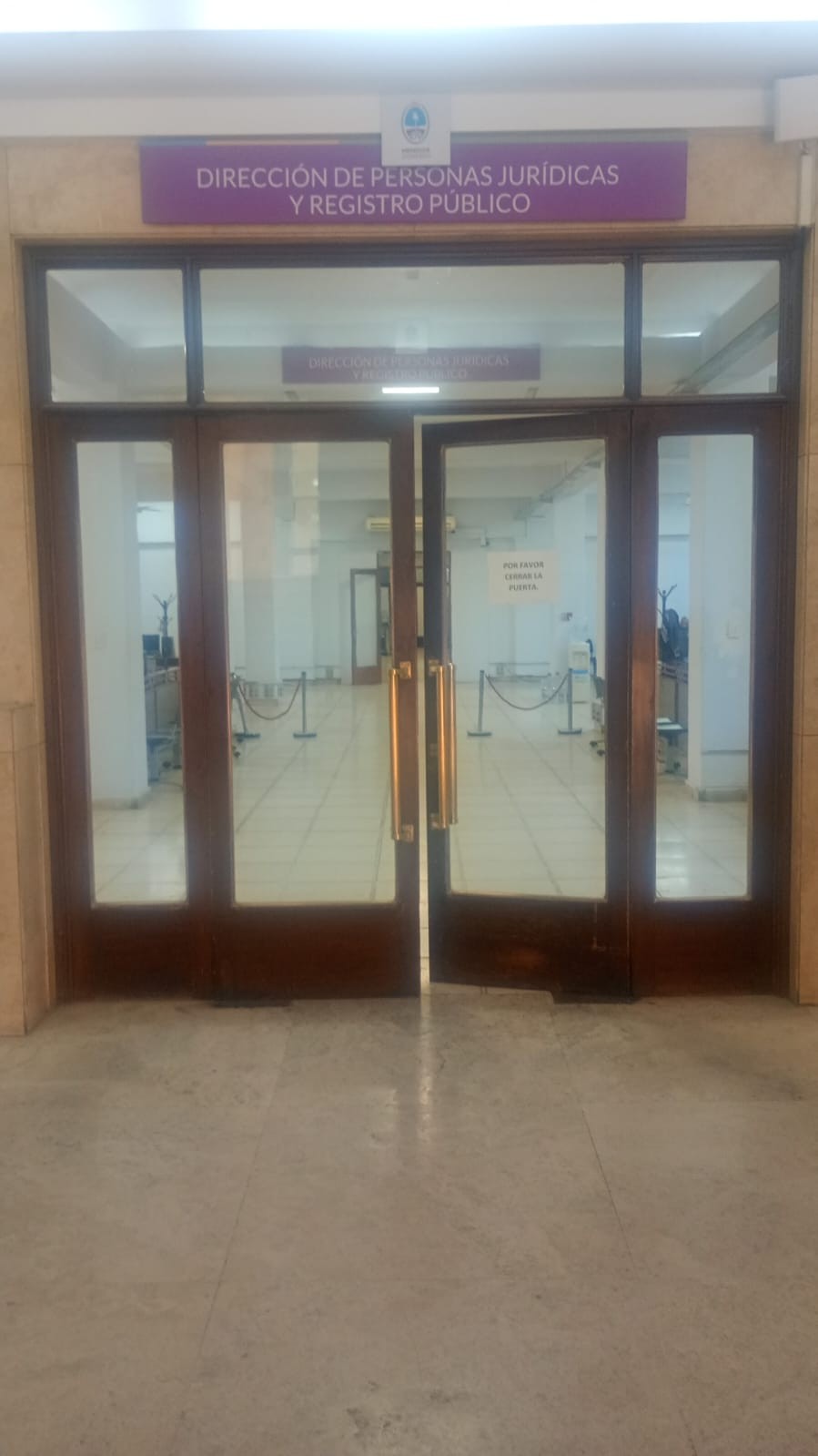 VECINOS DEL COMPLEJO &ldquo;NUEVAS QUINTAS&rdquo; PREOCUPADOS Y SIN RESPUESTAS