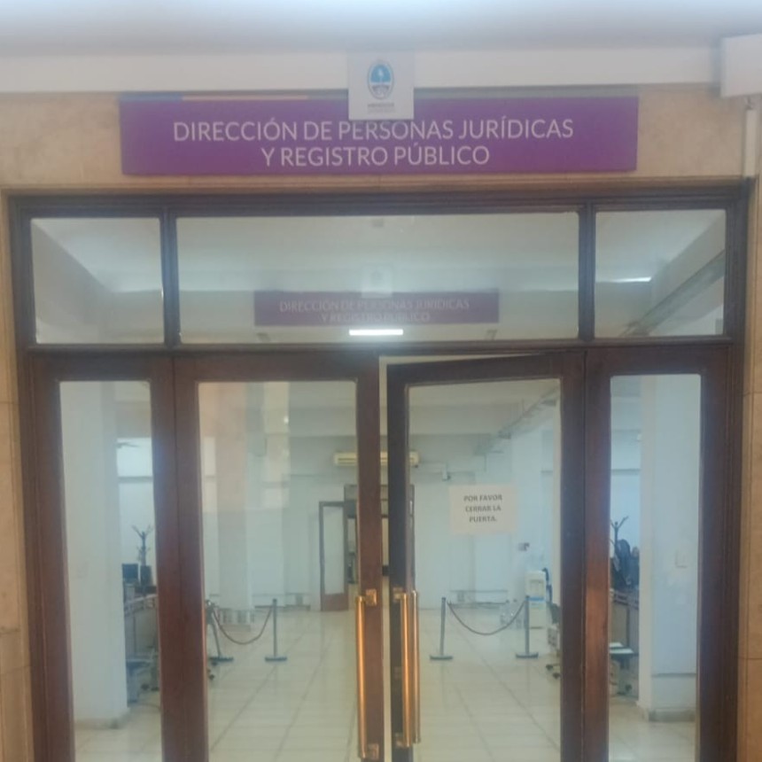 VECINOS DEL COMPLEJO &ldquo;NUEVAS QUINTAS&rdquo; PREOCUPADOS Y SIN RESPUESTAS