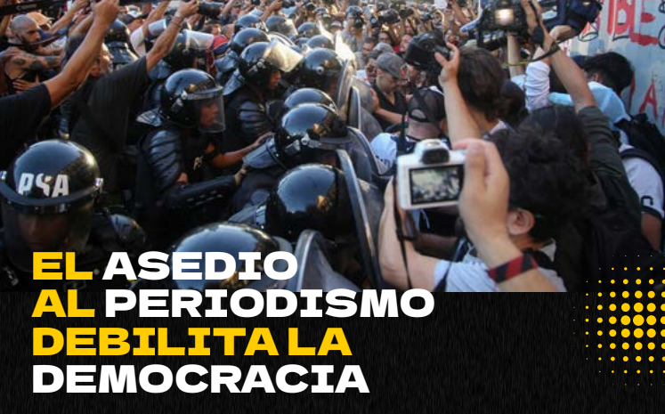 FOPEA advirtió que crecieron los ataques a periodistas: el 53% proviene de la política y Milei fue quien más episodios protagonizó