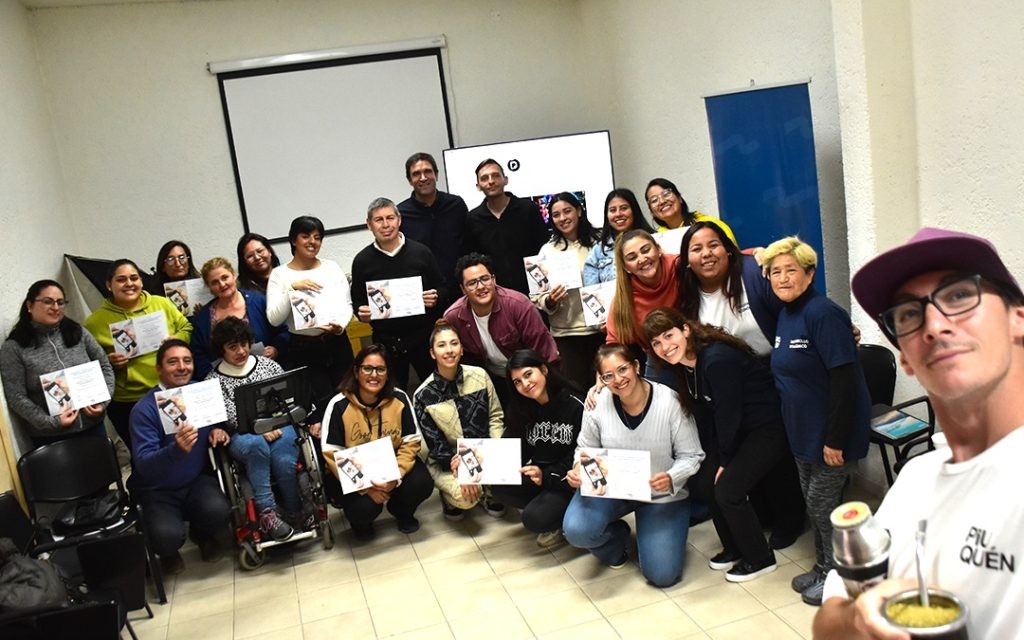 TUNUYÁN: Emprendedores se capacitan en herramientas digitales