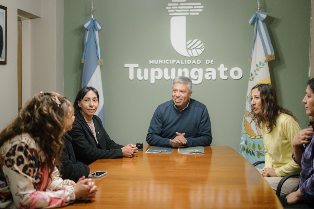 Nuevas instituciones educativas de Tupungato recibirán el fortalecimiento educativo InvertiDasMente 
