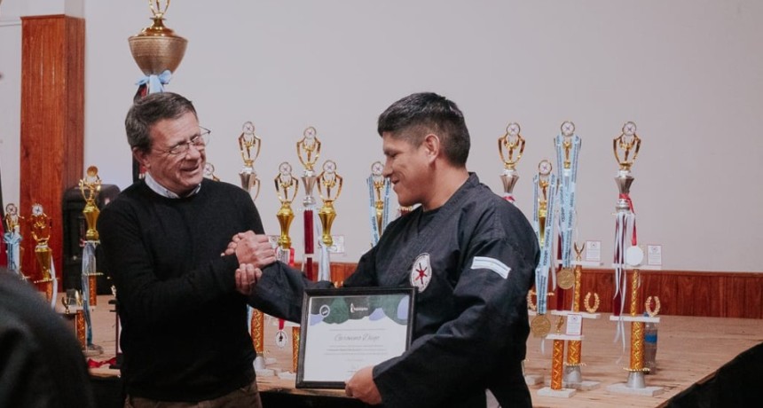 La gesti&oacute;n del Intendente de Tupungato reconoci&oacute; al profesor Diego Ger&oacute;nimo por el Torneo de Chaiu Do Kwan en homenaje al Maestro Fabricio Garc&iacute;a