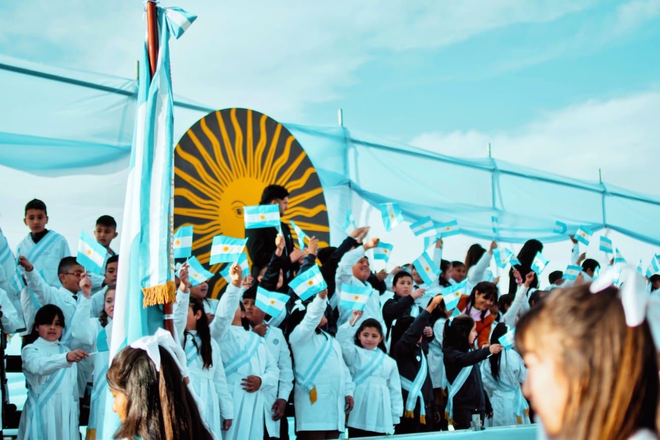 EN EL DÍA DE LA BANDERA TUPUNGATO INVITA A UNIR CORAZONES PARA SER PARTE DE UN HISTÓRICO ACTO.