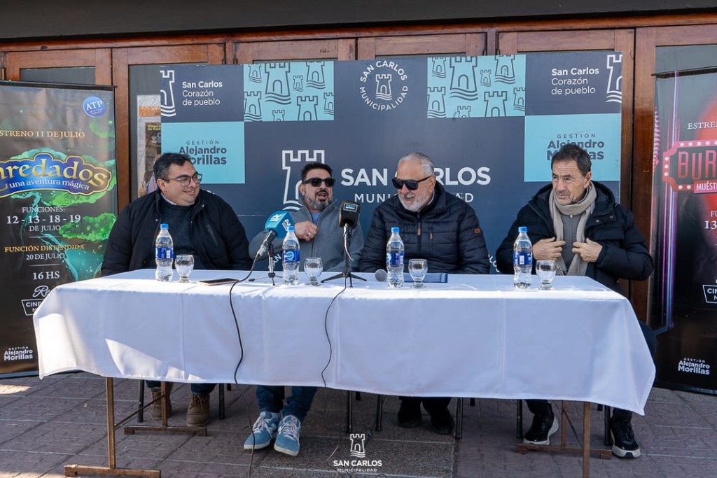SAN CARLOS: Pueblo del Vino y de la Cartelera Municipal