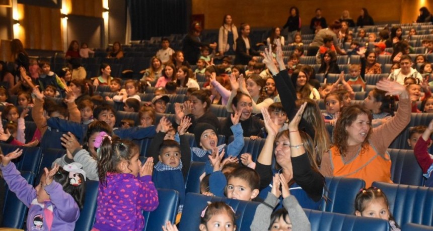 TUNUYÁN: Más de 3.000 niños disfrutaron del Día de los Jardines y las maestras jardineras