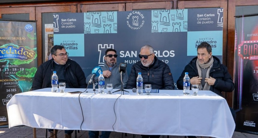 SAN CARLOS: Pueblo del Vino y de la Cartelera Municipal