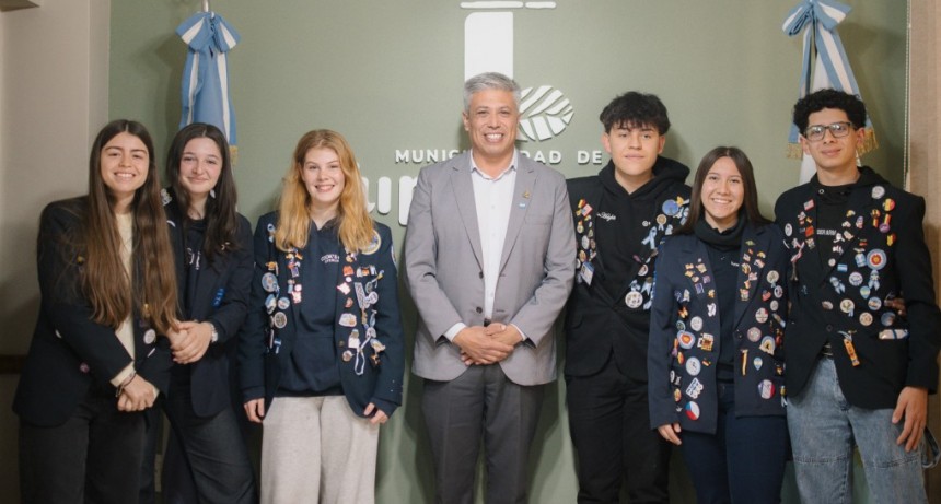 El Intendente Gustavo Aguilera distinguió a jóvenes del Valle de Uco que emprenderán una experiencia de intercambio con Rotary Internacional