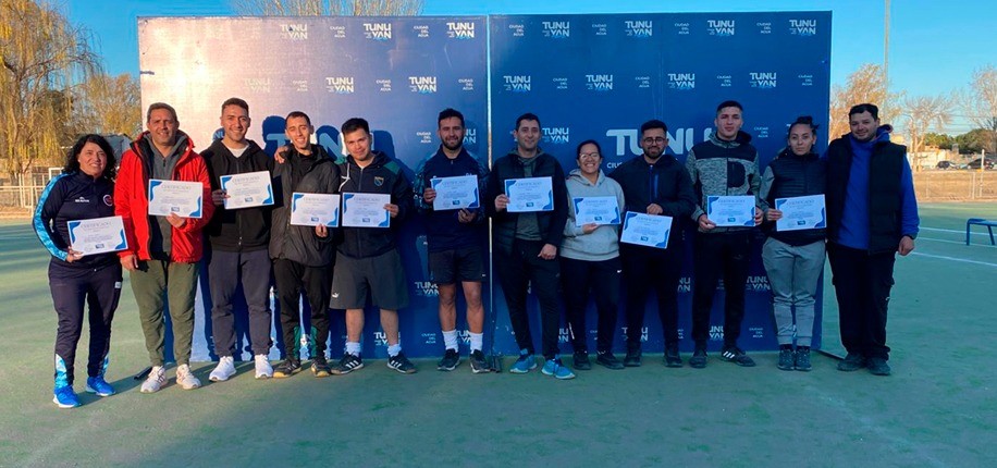 TUNUYÁN: La Liga Municipal de Hockey cerró el torneo apertura con premiaciones y entrega de material deportivo