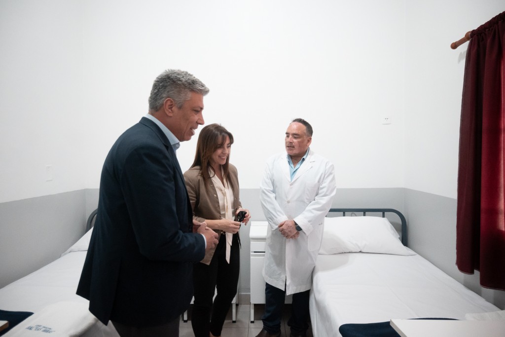 El Intendente Aguilera y la Subsecretaria de Gestión de Salud del Gobierno de Mendoza inauguraron el Servicio de Internación Diferencial de Salud Mental en el Hospital Grl. Las Heras