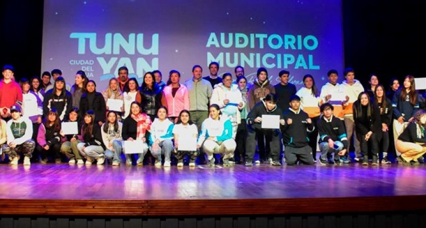Más de 250 estudiantes participaron de la capacitación organizada por el Municipio
