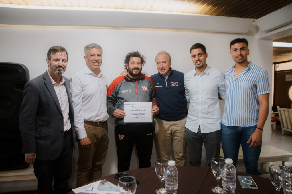 EL CLUB INDEPENDIENTE EL PERAL GANÓ EL CONCURSO 