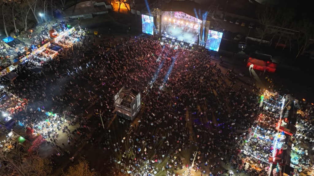 Más de 7 mil personas vibraron con Kapanga en la primera jornada del Vivo Luján 2025