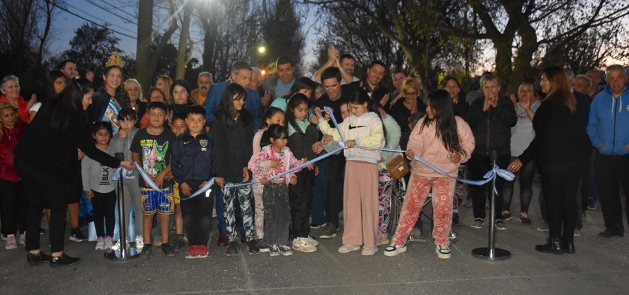Tunuyán finalizó obra de asfalto abandonado en el triángulo de Colonia Las Rosas