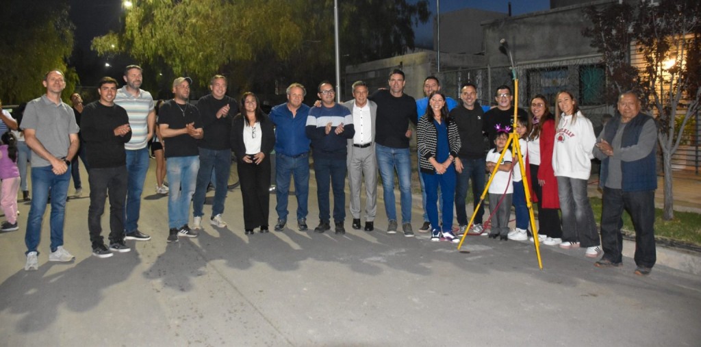 Calor de hogar: el Loteo Stocco celebra la llegada del gas natural