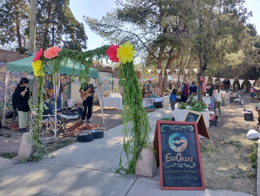 EcoOasis: una comunidad mendocina que produce alimentos agroecol&oacute;gicos y los garantiza colectivamente