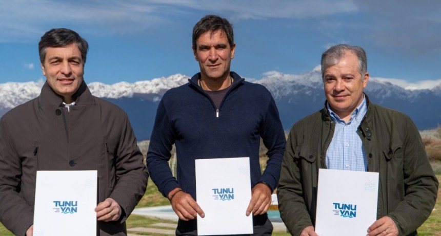 Tunuy&aacute;n y Bodegas de Argentina fortalecen el trabajo conjunto a trav&eacute;s de un convenio marco