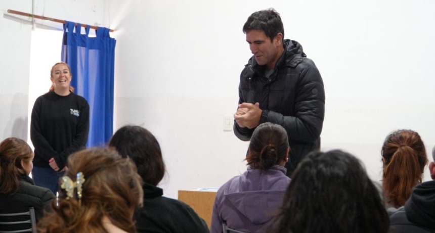 Curso de Manipulaci&oacute;n de Alimentos para Galpones de Empaque