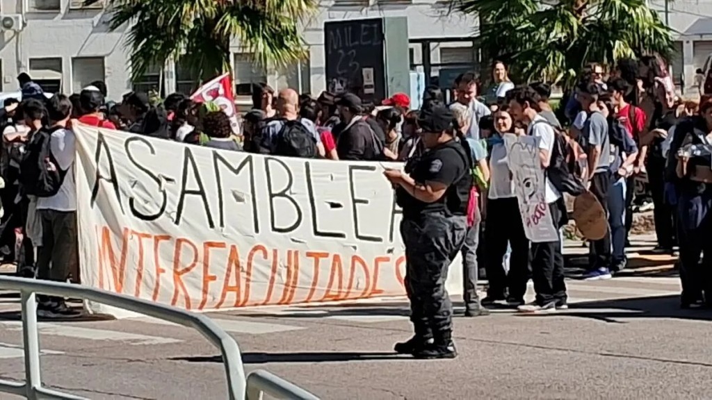 Toma de universidades: ¿qué dice la ley sobre el ingreso de las fuerzas de seguridad en las facultades?