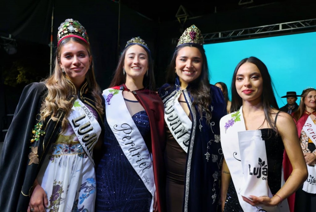 Luján de Cuyo coronó dos nuevas Reinas Distritales