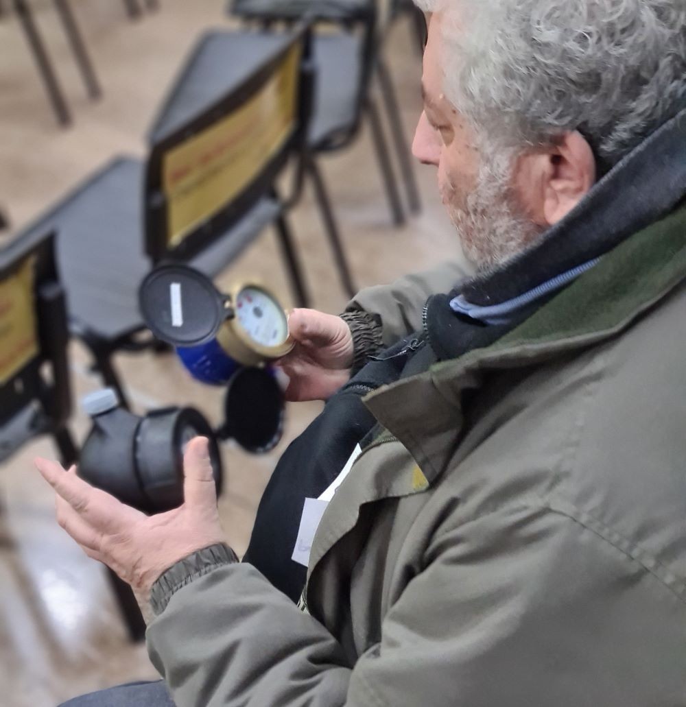 Luján de Cuyo avanza con la implementación de micromedidores de agua en los barrios
