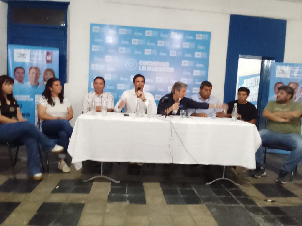 CONFERENCIA DE PRENSA DE EMIR FÉLIX EN TUNUYÁN