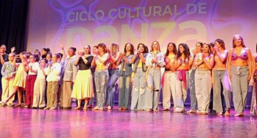 El Ciclo Cultural de Danza reuni&oacute; a cuatro academias en el Auditorio Municipal de Tunuy&aacute;n