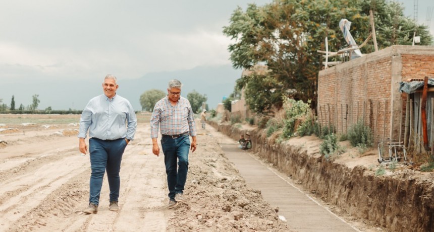 Avanza la construcción del colector aluvional en Cordón del Plata: una obra público-privada entre el Municipio y cuatro uniones vecinales