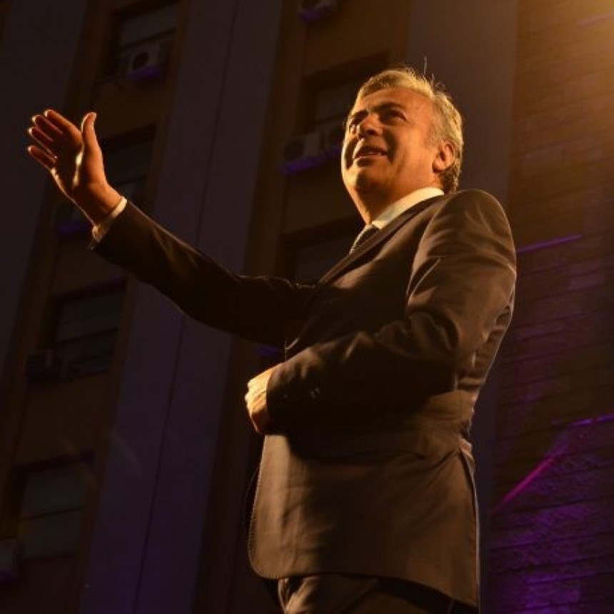 Tres años de Suarez: $7.500 millones de pauta