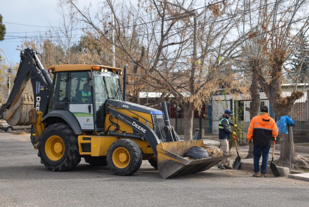 Recolección de residuos durante las fiestas de fin de año en Tunuyán