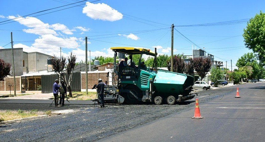 El Plan de Asfalto en TUNUYÁN ya suma más de 70 cuadras