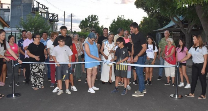 El Plan de Asfalto 2025 sumó una nueva obra en el Barrio Villa Juanita de TUNUYÁN