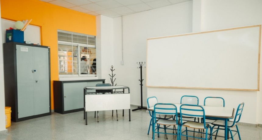 El Intendente Gustavo Aguilera recibió al Ministro de Educación de Mendoza para recorrer obras de infraestructura en establecimientos educativos de Tupungato 